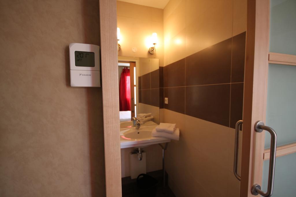 Hotel D'Arcins Latresne Phòng bức ảnh